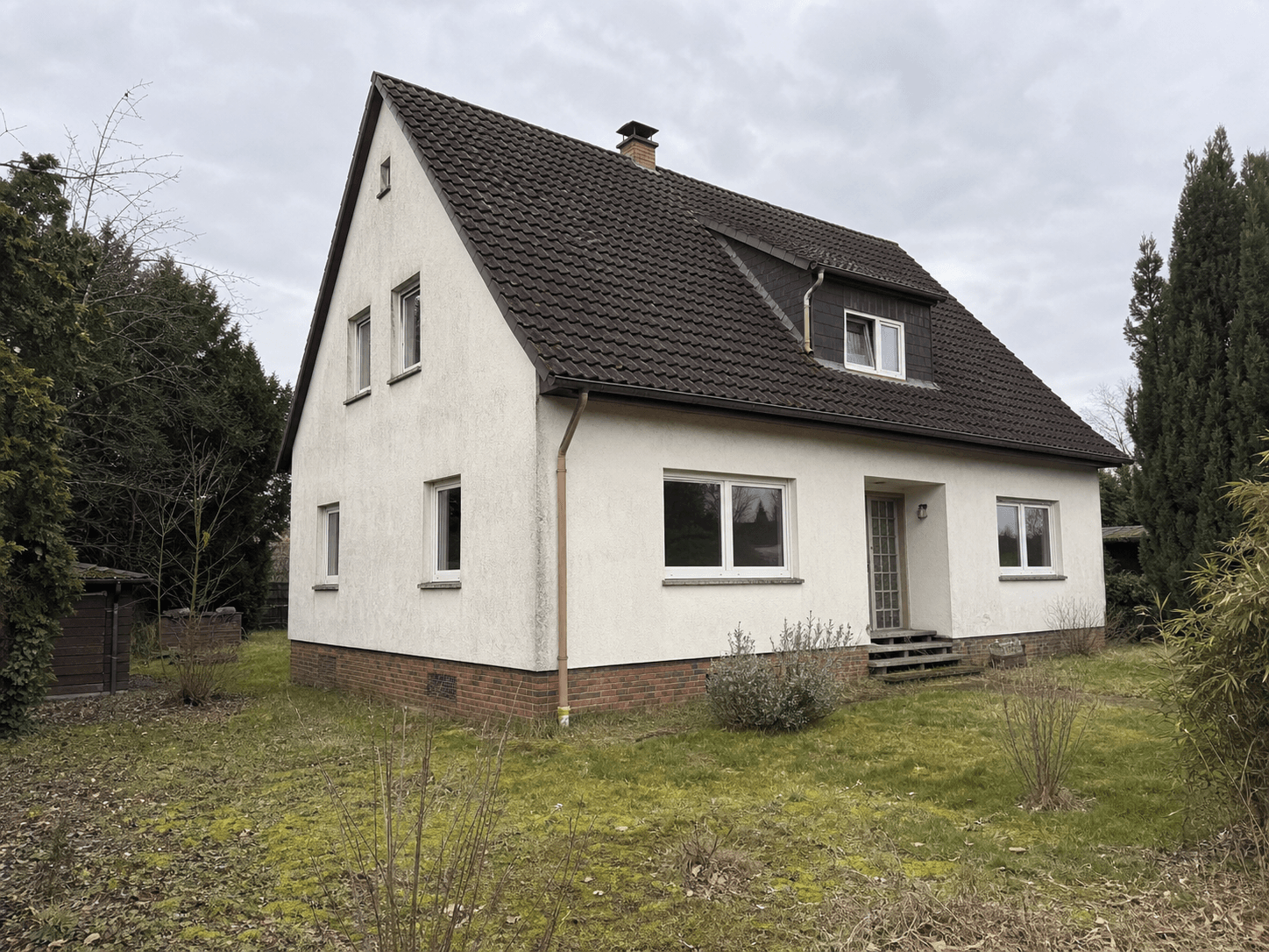 Beispielhafte Visualisierung desselben Hauses vor der Sanierung